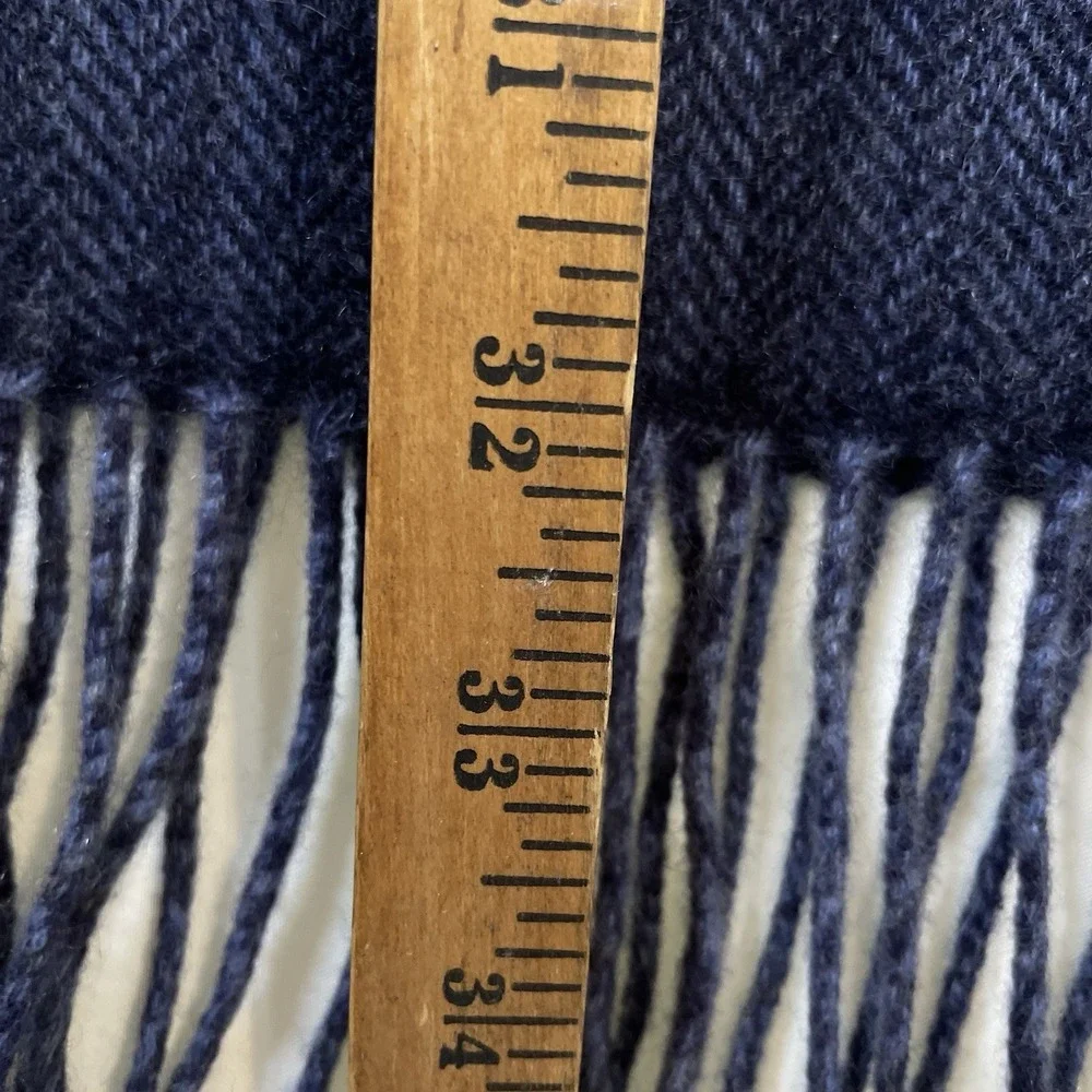J Crew Cashmere Reversible Scarf Mens 65x12 Navy Herringbone Pin Stripe Fringe